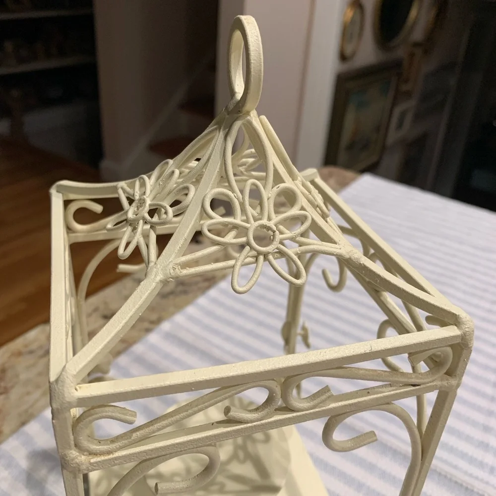 N/A metal cage